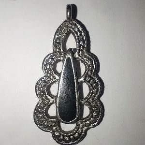 Silver-toned Black Pendant